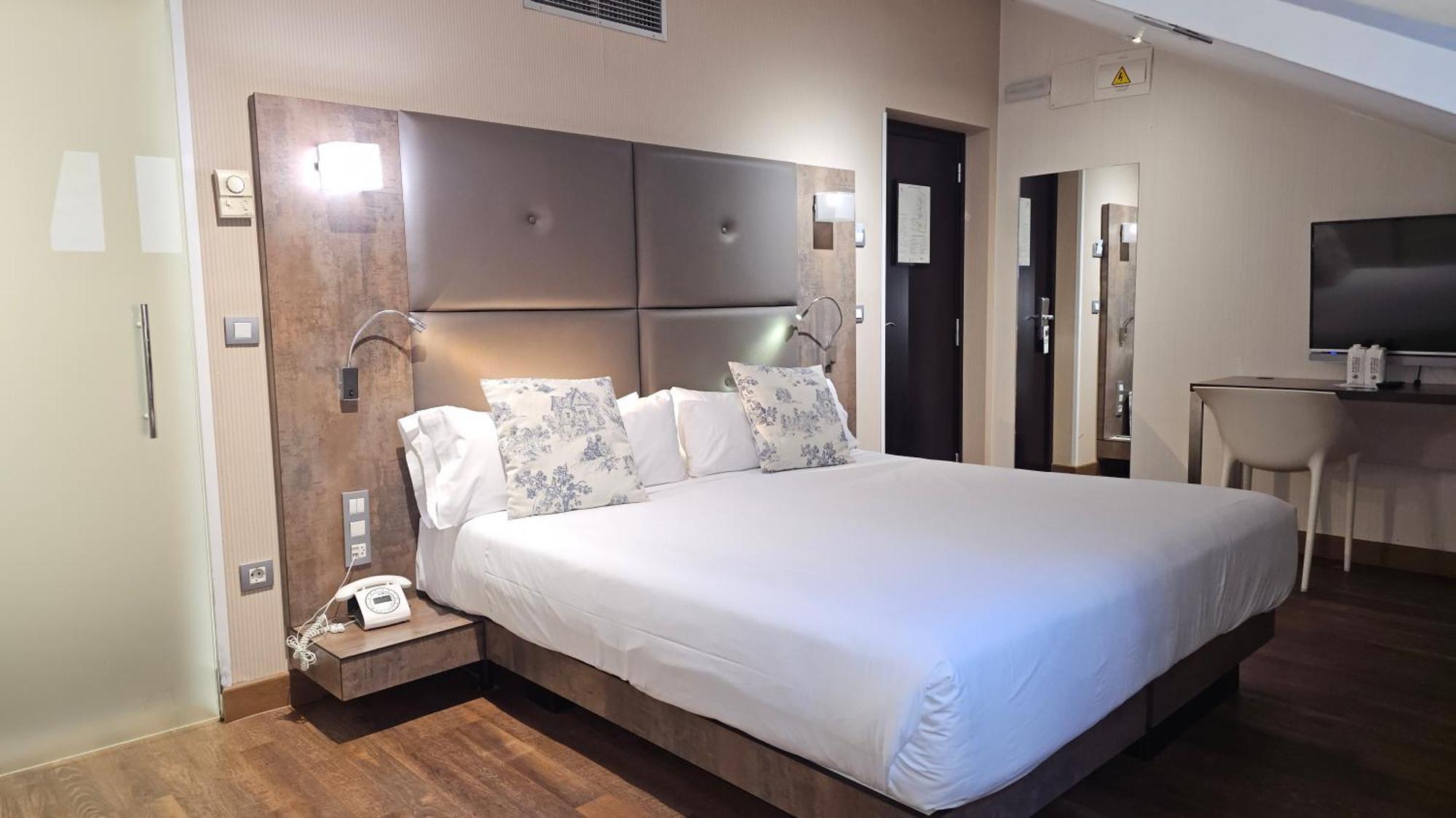 Petit Palace Posada Del Peine Madrid Phòng bức ảnh